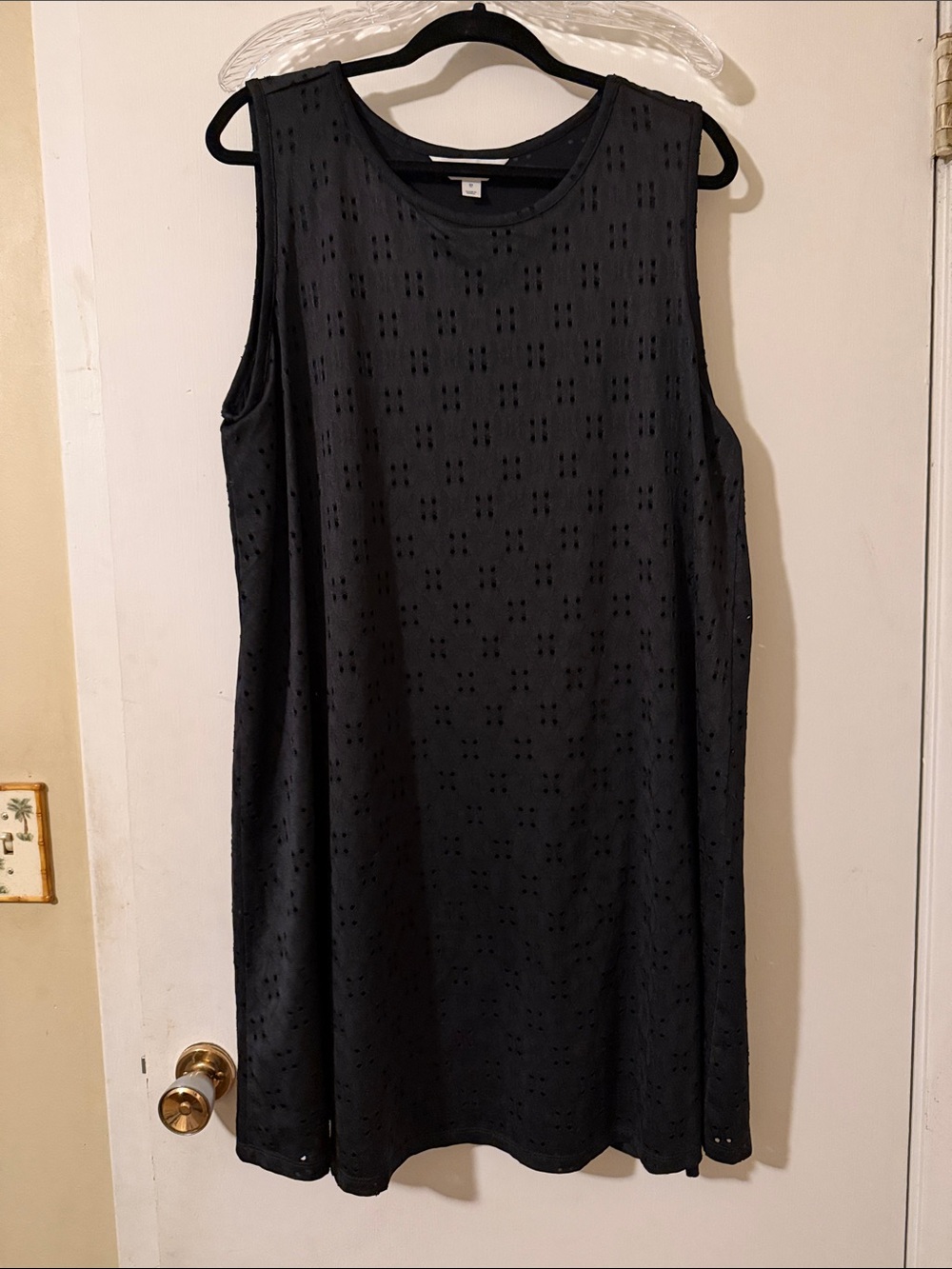 Market & Spruce Black Sleeveless Shift Dress